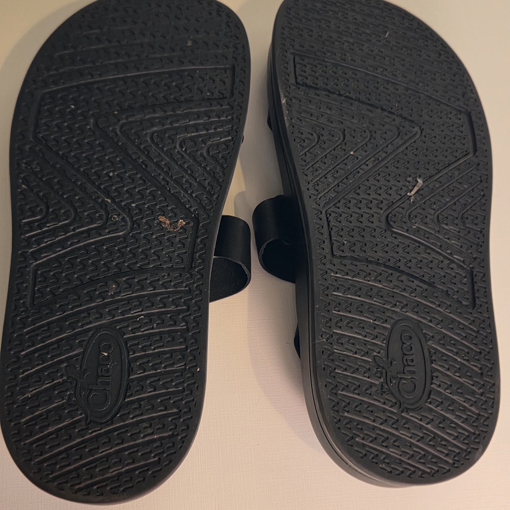 Chaco Black Strappy Sandals - Picture 4 of 4